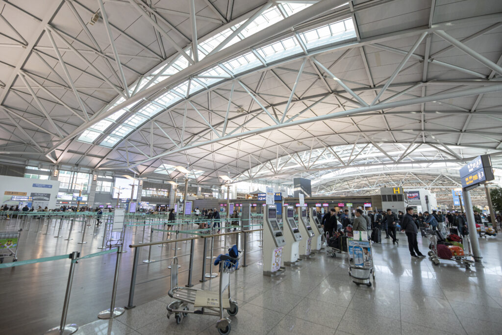 Incheon International Airport β Korea's main gateway. (Wikimedia Commons)