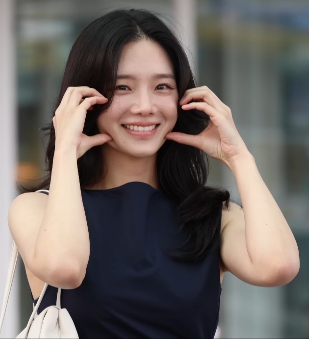 Park Gyu-young (박규영), who stars as Seo Ah-ri in Celebrity — press/event photo, not a still from the drama (Photo: K-POPit 티비텐, CC BY 4.0 via Wikimedia Commons)